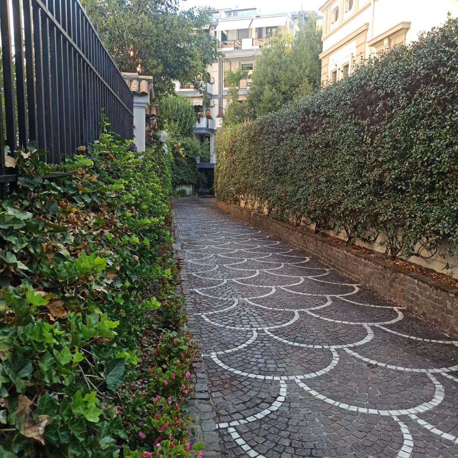 Mercadante Deluxe * Roma